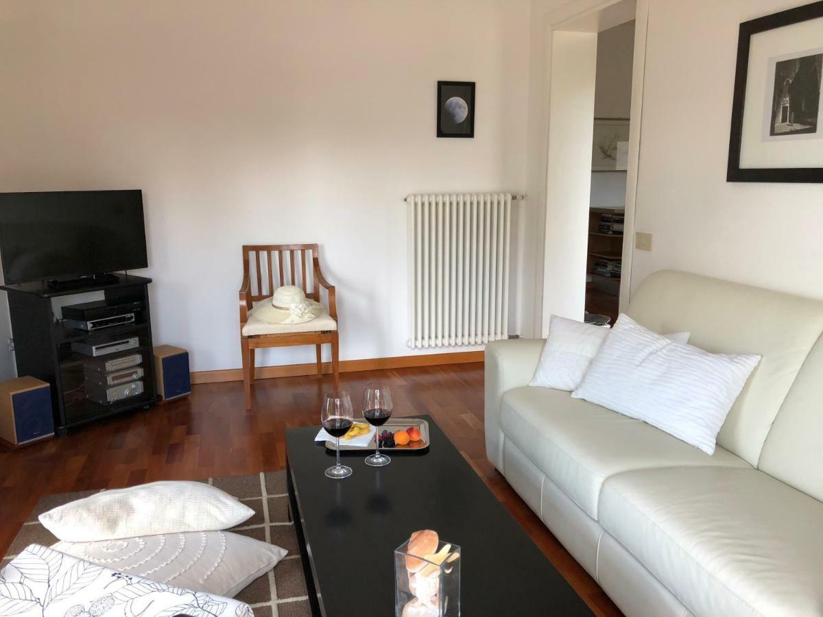 Appartamento Alla Riviera Венеция Лидо Екстериор снимка